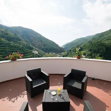 Alojamento de Acomodação e Pequeno-almoço Bouganville 3*